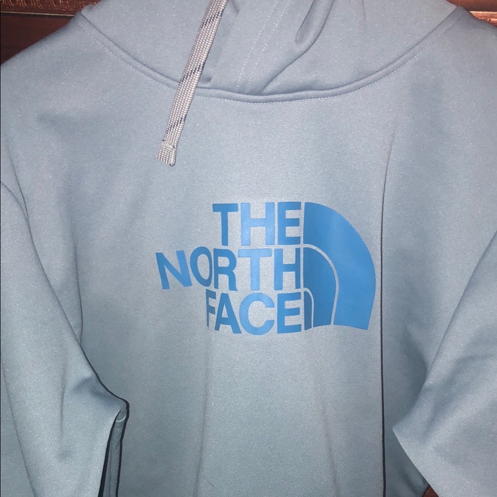 EUC MENS SIZE MED NORTHFACE HOODIE